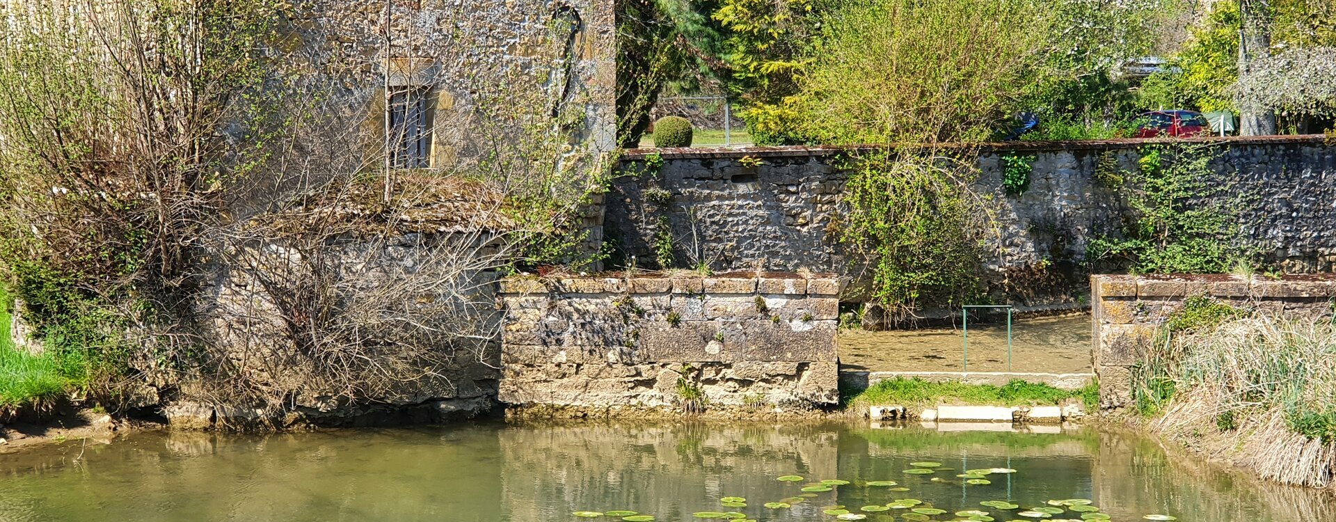 Logements communaux et terrains